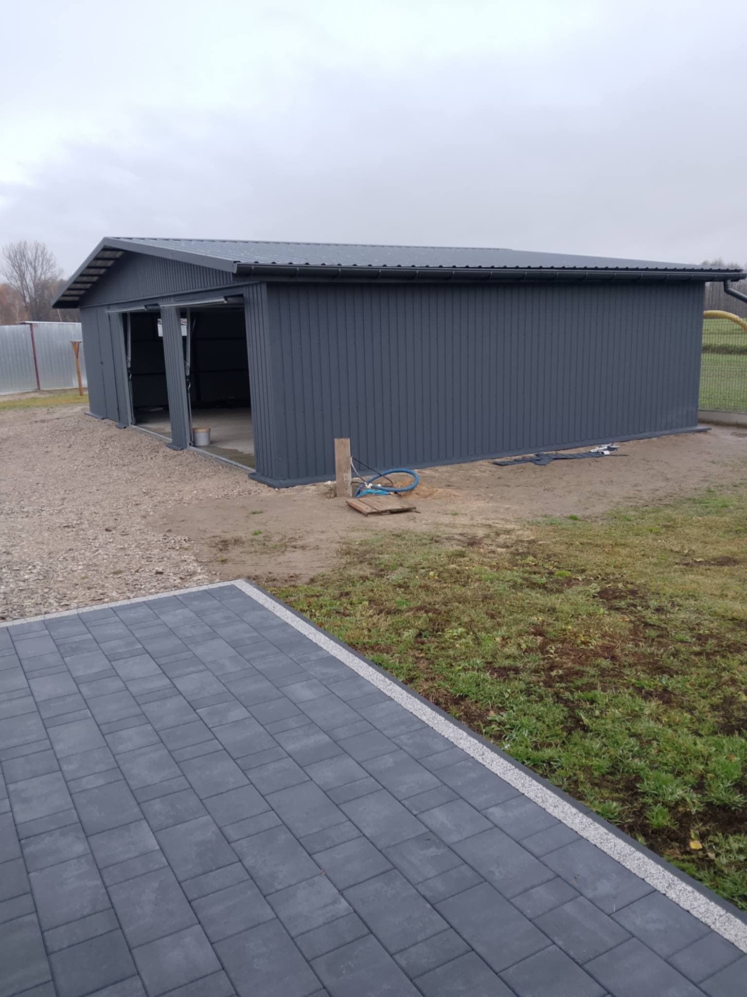 Garaże stalowe – zdjęcie 4